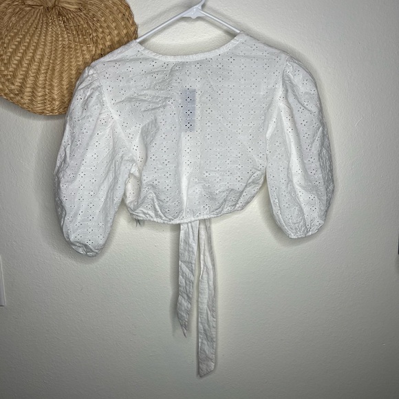 Abercrombie and Fitch Wrap Shirt NWT - Picture 3 of 5